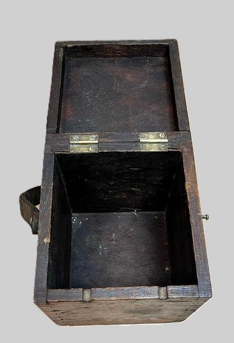Caixa militar antiga madeira maciça