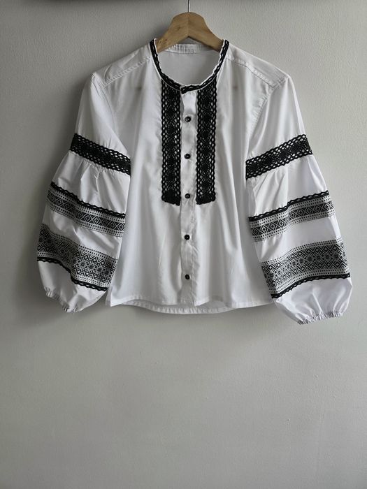 Вишиванка для дівчинки розм 140-146