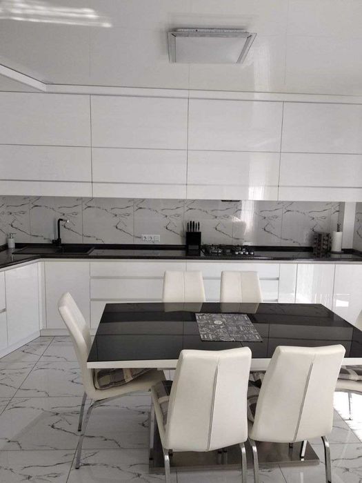 Продам Современную Красивую квартиру возле МОРЯ ЖК"Набережный Квартал"