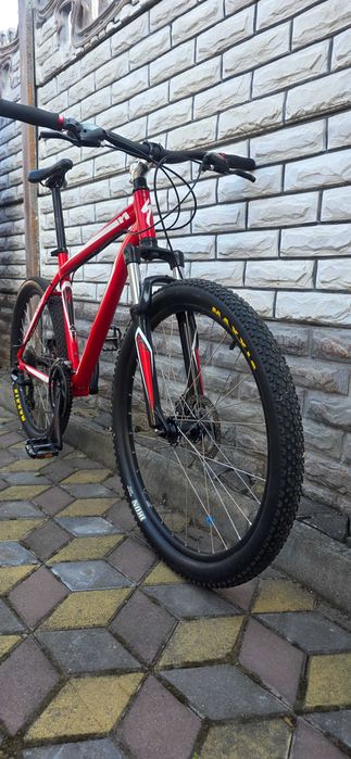 Велосипед specialized hardrock 26