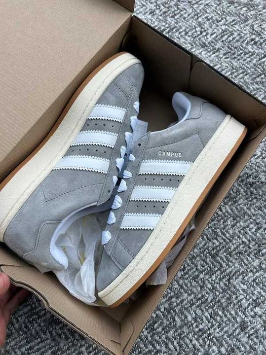 Adidas Campus 00s R.41