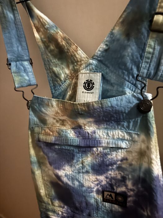 Jardineira saia nova Element