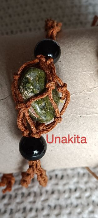 Pulseiras com pedras naturais