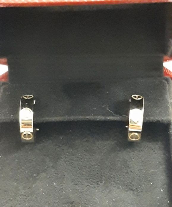 Золотые серьги Cartier Love с бриллиантами. Розовое золото