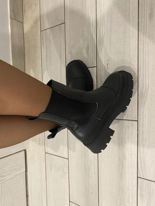 Зимові шкіряні чоботи