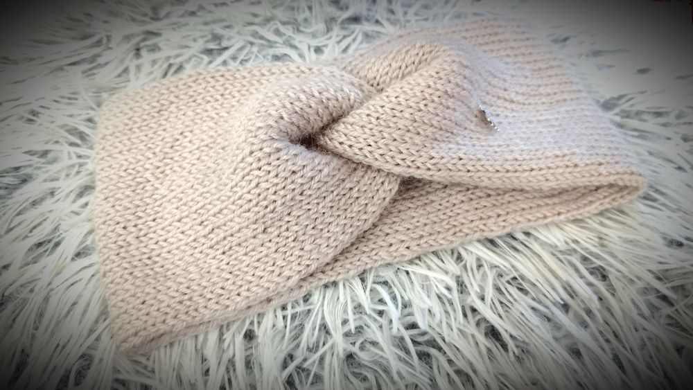Podwójna szeroka opaska ręcznie robiona.Merino wool