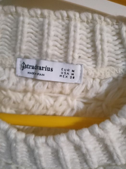 Sweterek Stradivarius