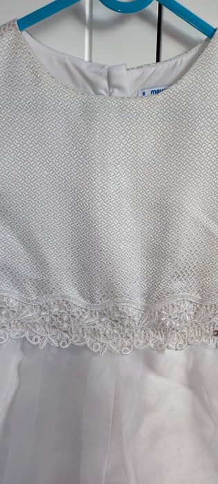 Sukienka Mayoral  ecru elegancka