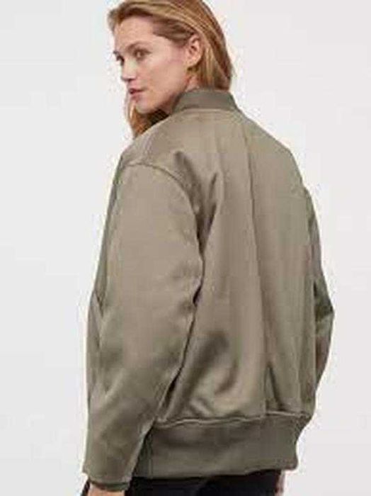 Утеплена куртка бомбер р 54 - 56
H&M