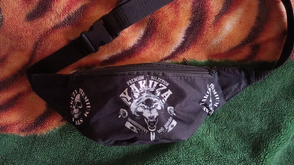 Nerka saszetka yakuza