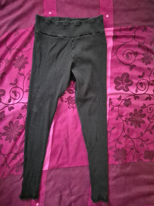 Leginsy prążkowane za kolano S/M