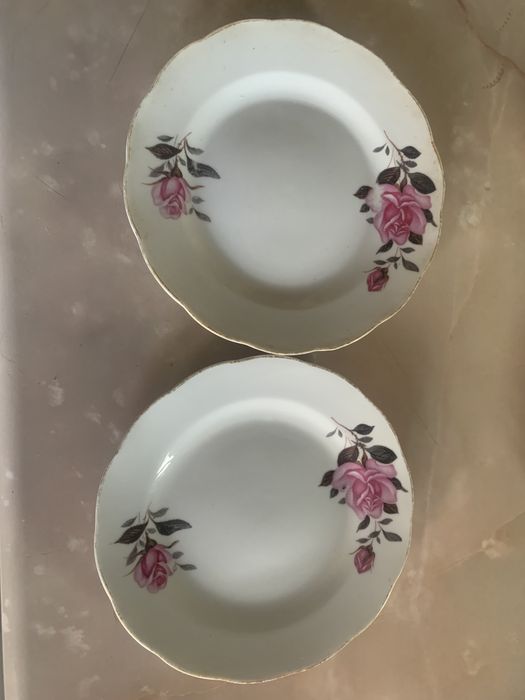2 talerzyki deserowe z chinskiej porcelany