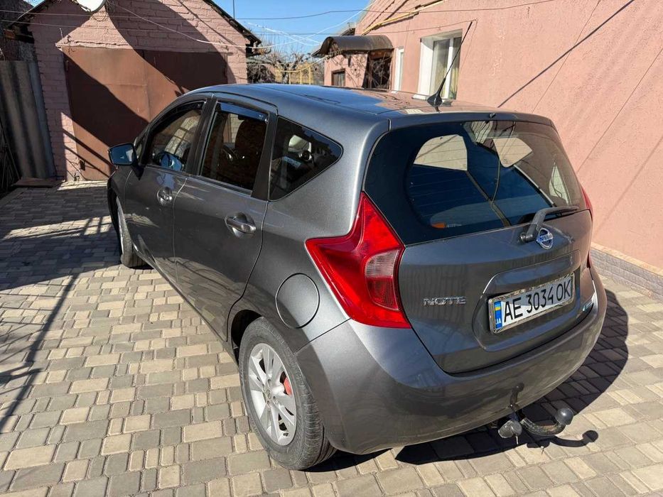 Nissan Note E12,2015 року