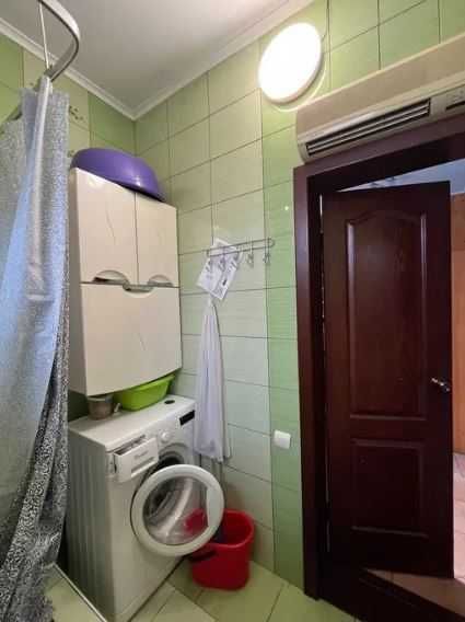 Здається 2-х поверховий будинкок 3 кімнати площею 110 кв.м. в Ленінському районі. Все є для життя. Вигідна ціна. В районі є необхідна інфраструктура.