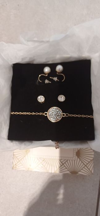 Nowy zestaw Oriflame kolczyki bransoletka idealny na Walentynki