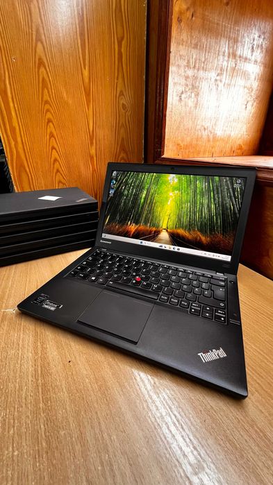 Lenovo ThinkPad X240 i5-4300U 8GB DDR3 SSD 256GB 12.2"