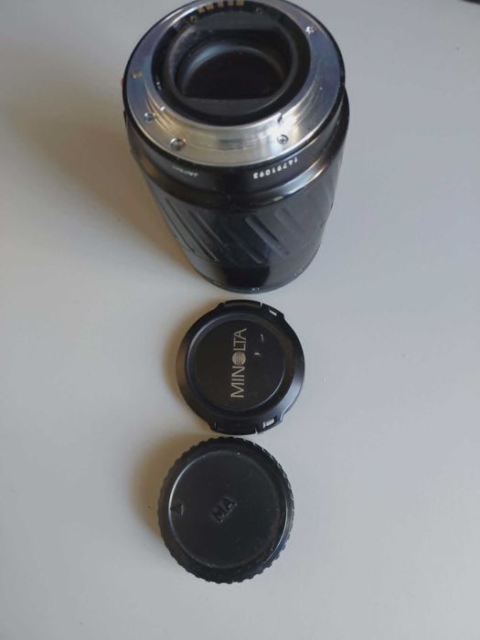 Minolta AF 100mm F/2.8 MACRO