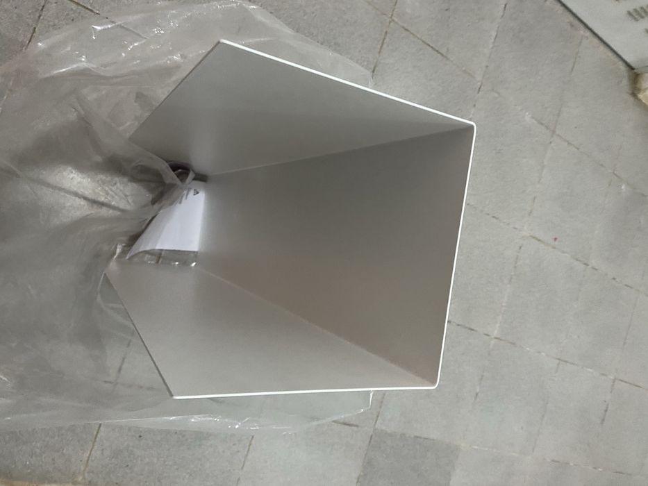 Estante parede Botkyrka nova