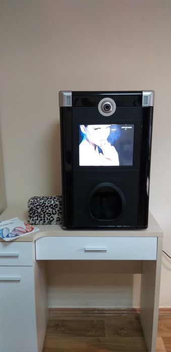 Принтер для друку на нігтях