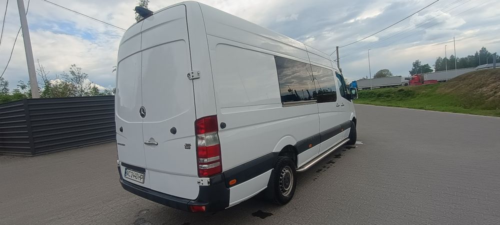 Mercedes- sprinter