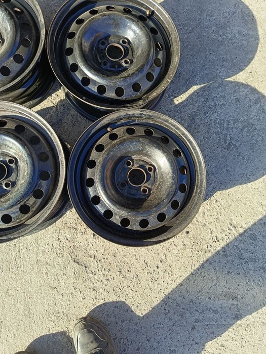 Диски 4*100*15 комплект KIA, Toyota