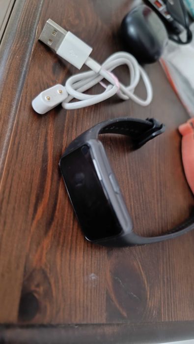 Смарт годинник, Huawei band 6, зарядне в комплекті