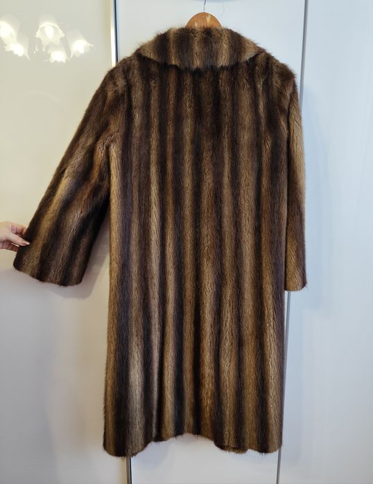 Futro z norek naturalne długie brazowe