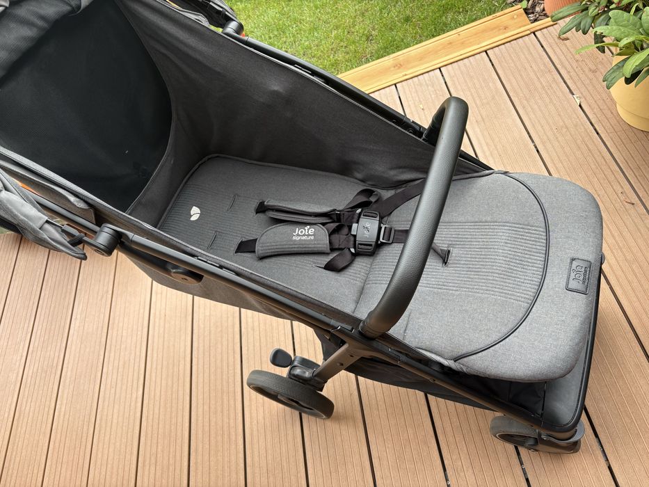 Wozek spacerowyJoie Signature Lx