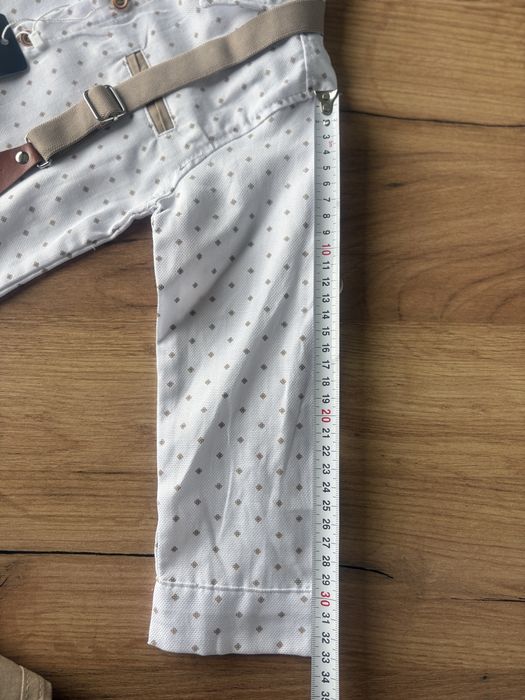 Elegancki komplet chlopiecy z mucha i szelkami