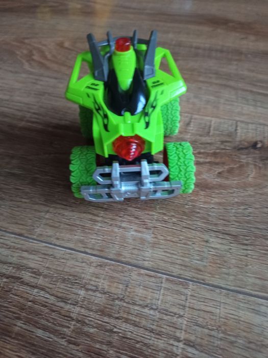 Інерційна машинка, б/у