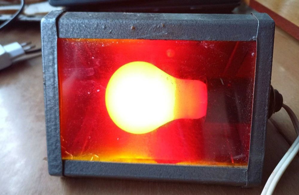 Фото приладиі і лампи