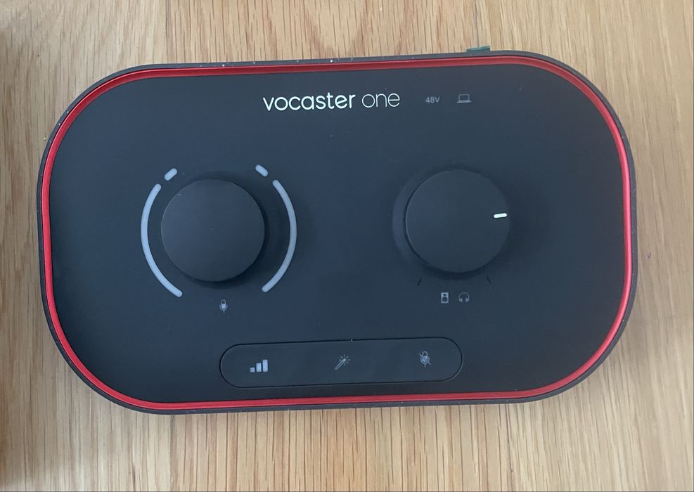 Vocaster one - interface de aúdio focusrite