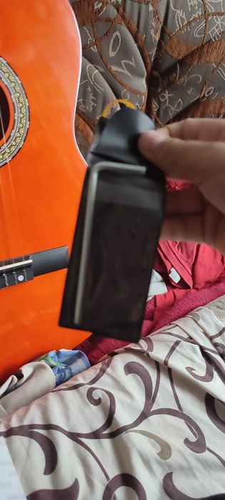 Продам гітару класичну