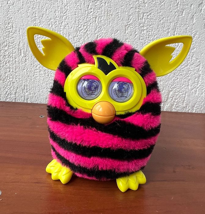 Ферби оригинал. Hasbro