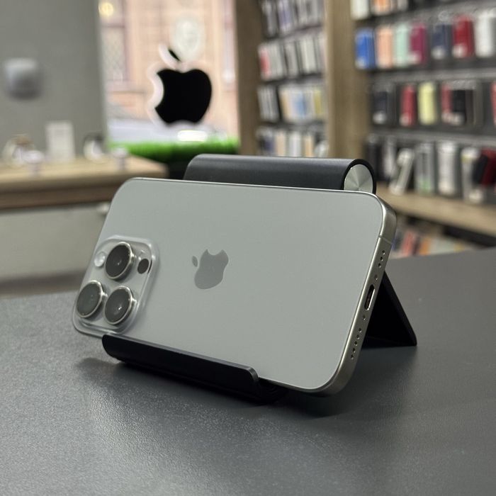 iPhone 15 Pro Natural Titanium 256 GB Магазин / Гарантія