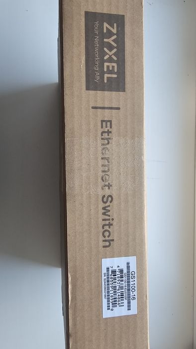 Гігабітний комутатор Zyxel GS1100-16