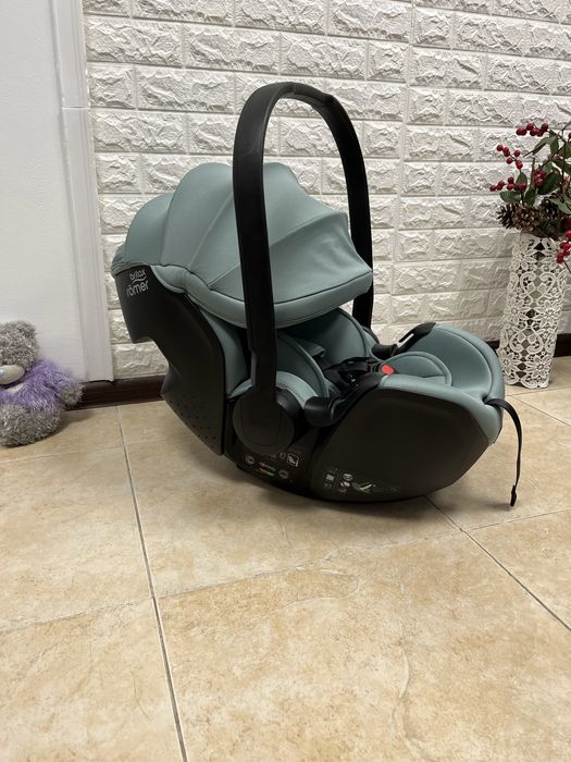 Автокрісло Britax Römer Baby-Safe 5Z Група 0+ (0-13 кг) автолюлька