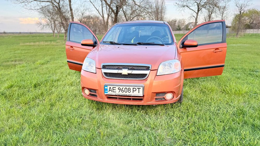 Продам Шевроле Авео т250 LT