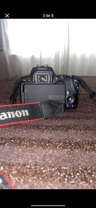 VENDE-SE Máquina Fotográfica EOS 250D