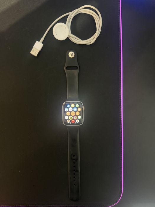 Apple Watch Nike+ (série 4) - 44MM