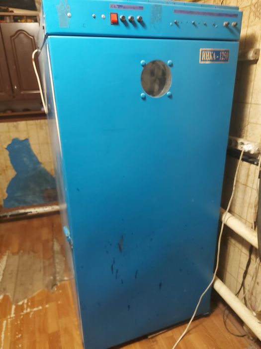 Інкубатор ІНКА 1250