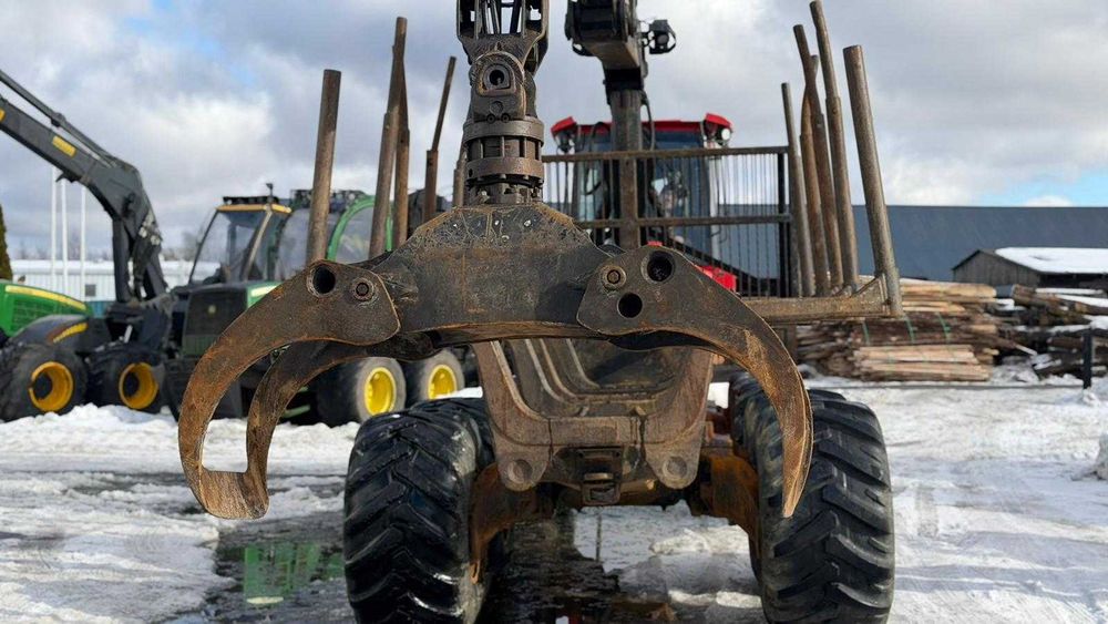 Forwarder Komatsu 840 TX rok 2014