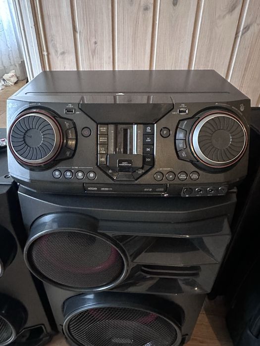 Lg 3500 watt wieża CL 98