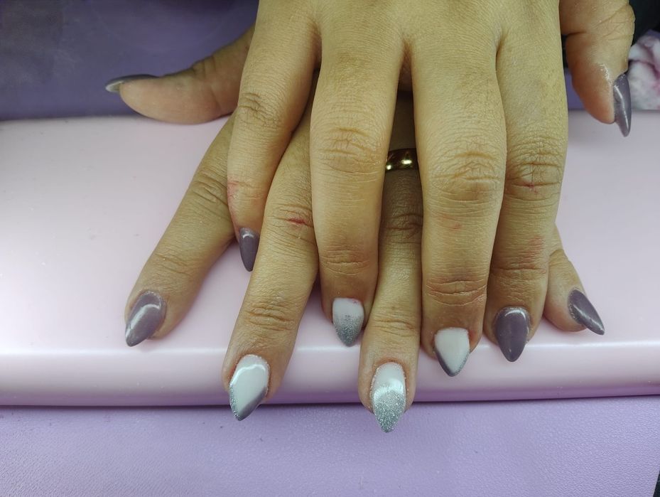 Unhas de gel/verniz gel/cabeleireiro