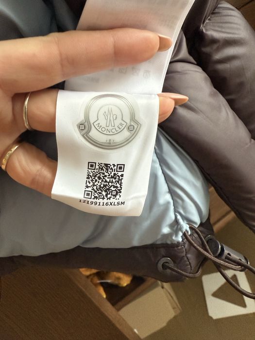 Kurtka puchowa moncler