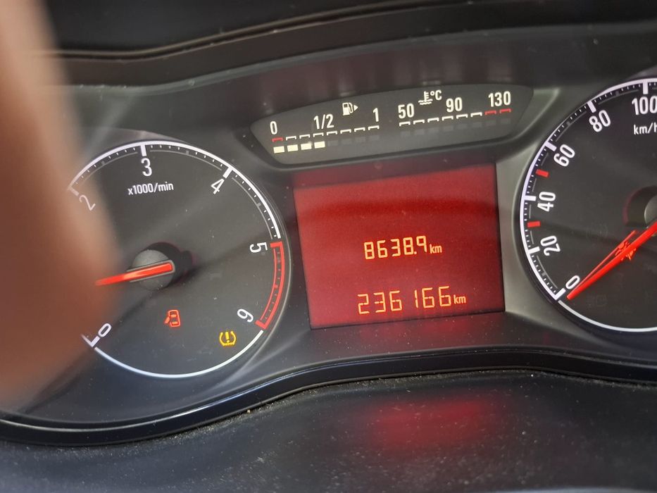 Opel corsa comercial