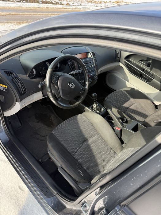 Kia Ceed 1.4 benzyna | 2009