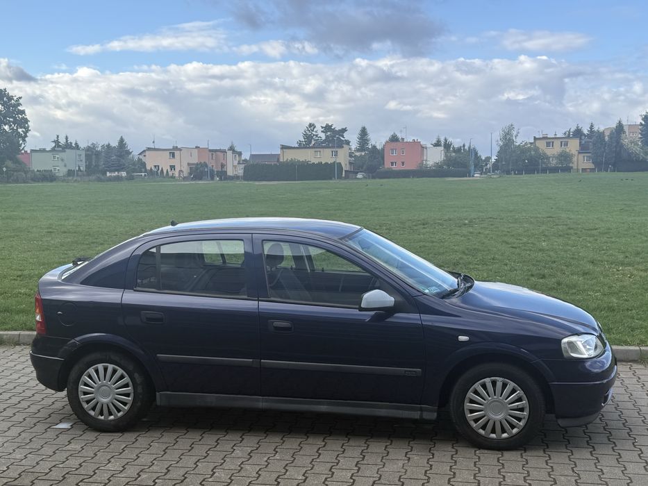 Opel Astra 2001 r 1.6 benzyna