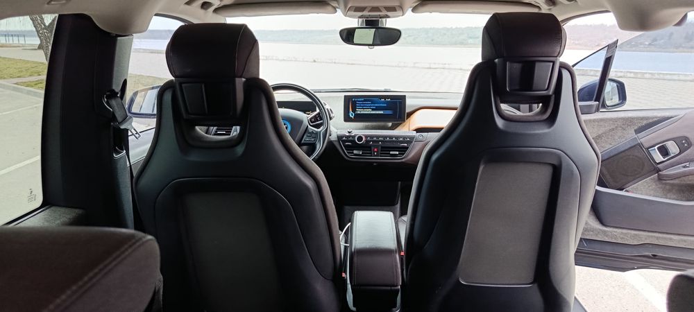 Електро авто bmw i3