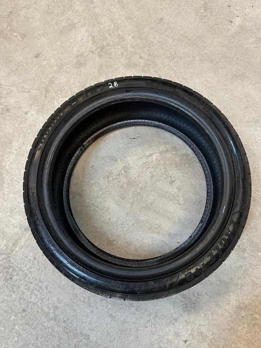 28 - Pneu good year 225/40 r19